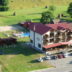 Hotel Carpathia